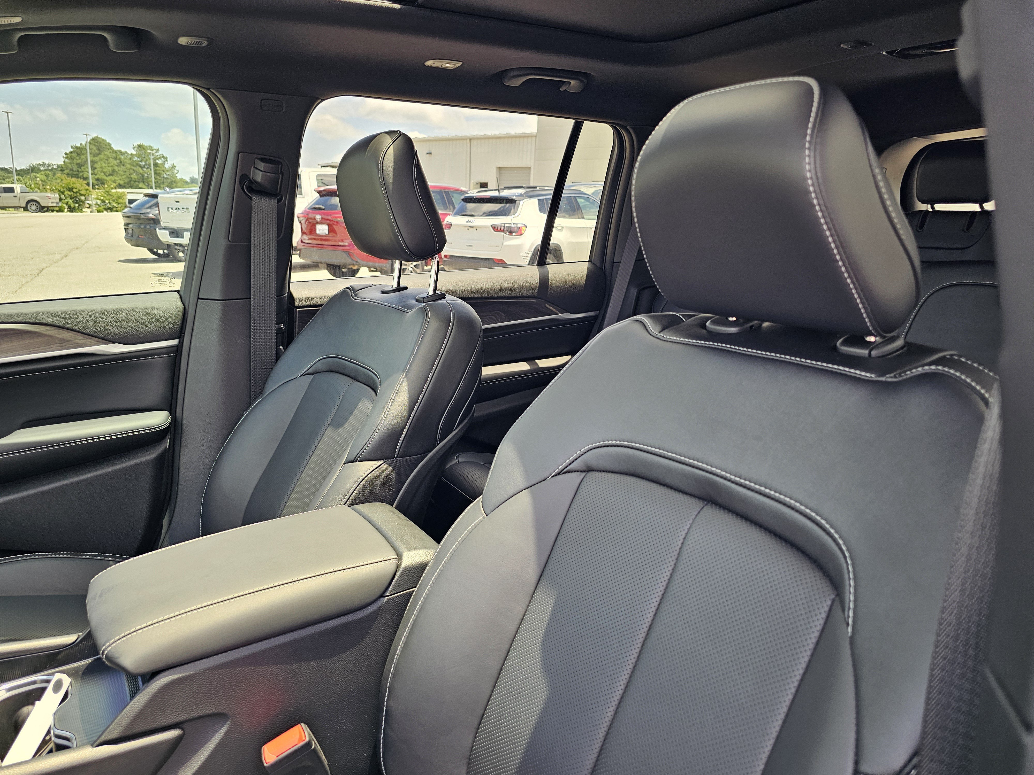 New 2026 Steel Blue Jeep Limited Reserve image 17