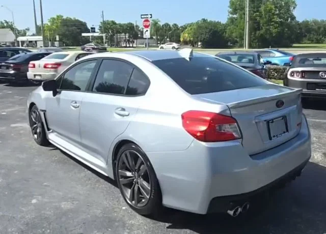 Used 2017 Silver Subaru Limited image 4