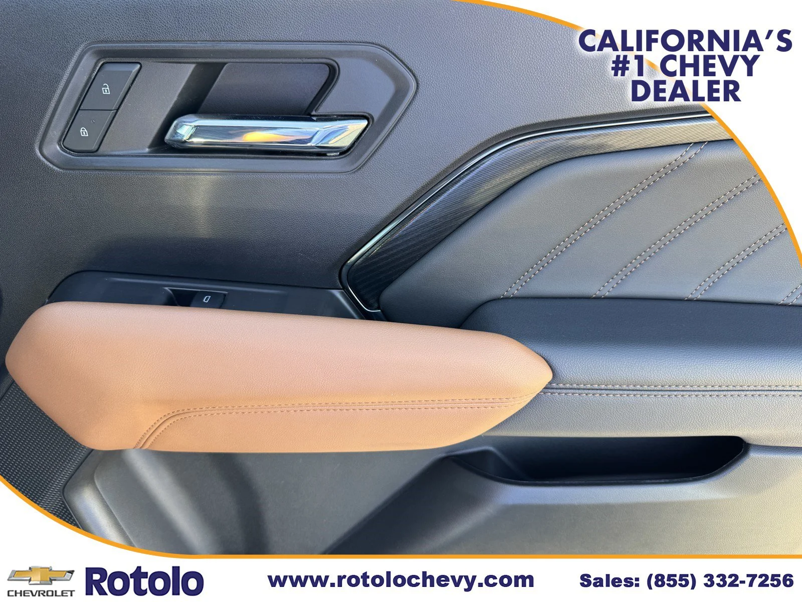 Used 2024 Sterling Metallic GMC 4WD AT4 image 9