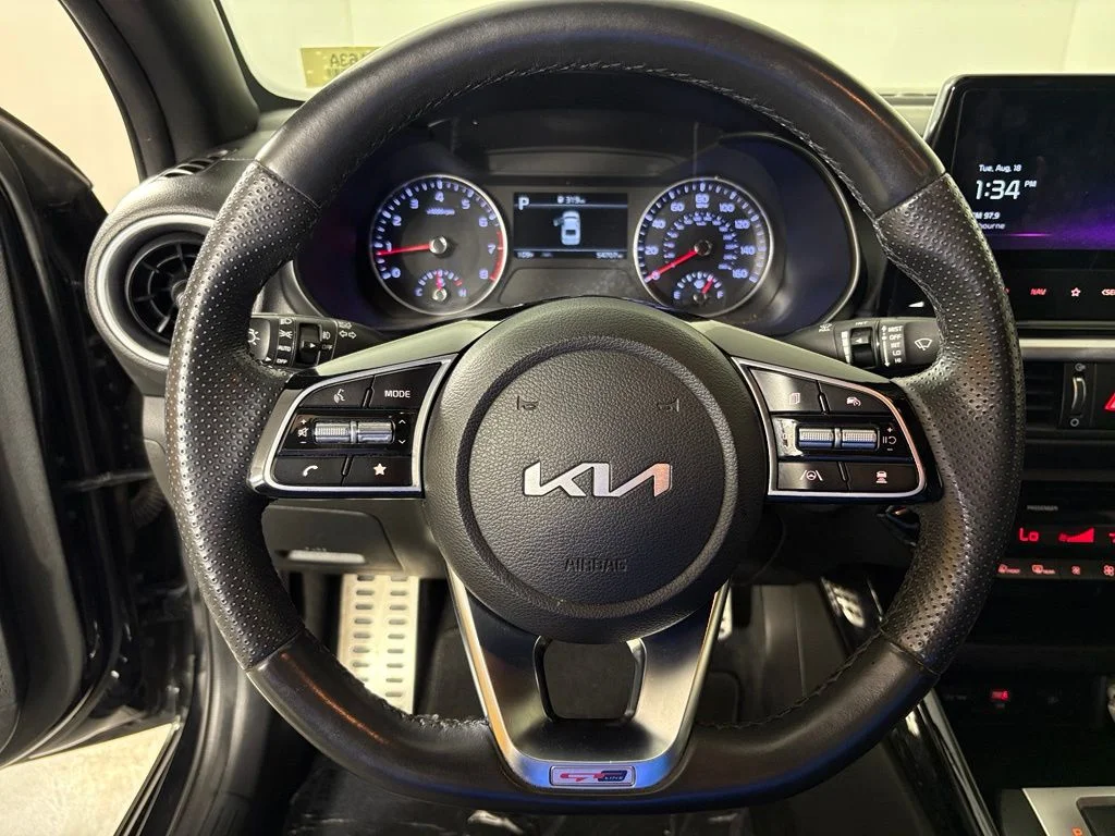 Used 2023 Black Kia GT-Line image 19