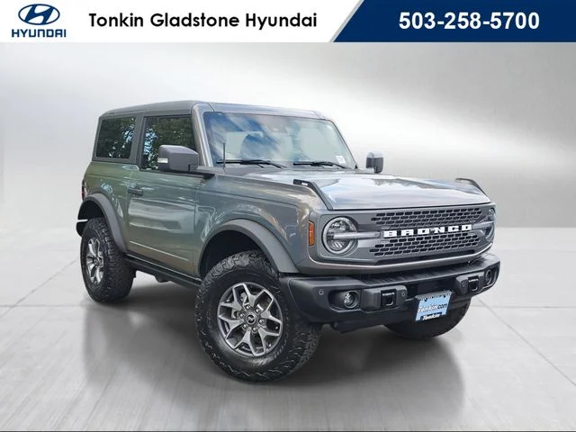 Used 2025 Gray Ford Badlands image 1