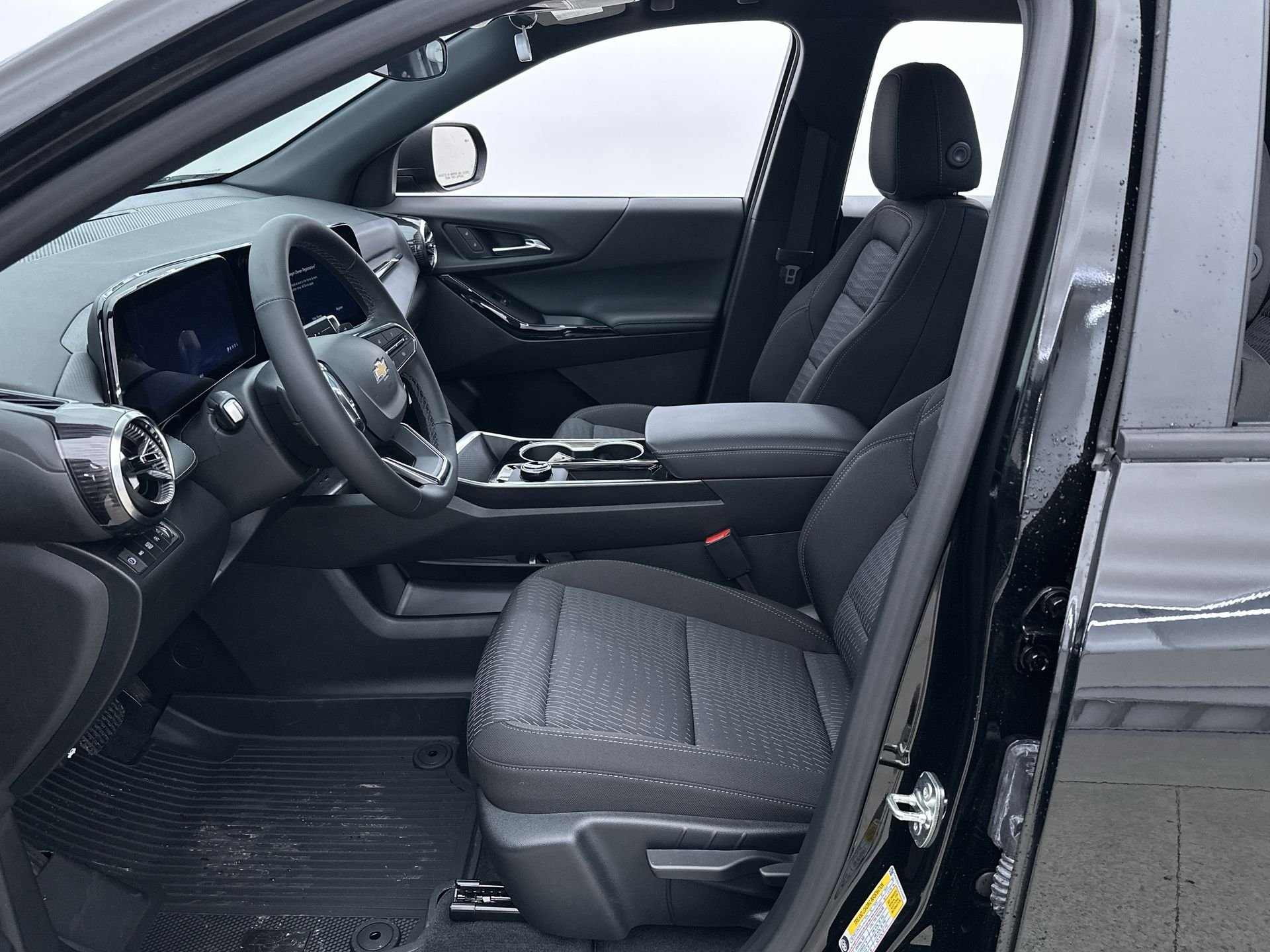 2027 Chevrolet Equinox LT - Photo 63