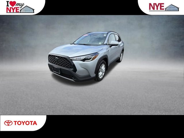 2024 Toyota Corolla Cross LE