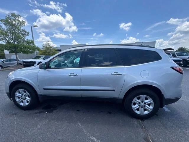Used 2016 Chevrolet Traverse LS with VIN 1GNKRFKD9GJ346822 for sale in Cumming, GA