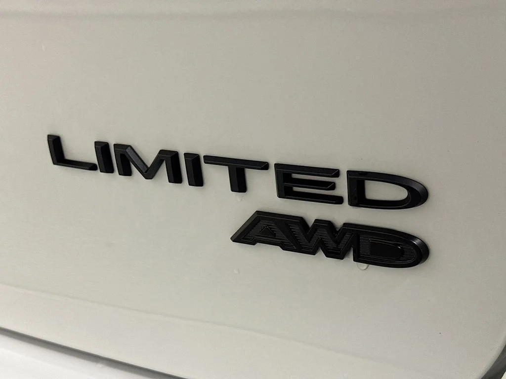 2026 Chrysler Pacifica Limited - Photo 23