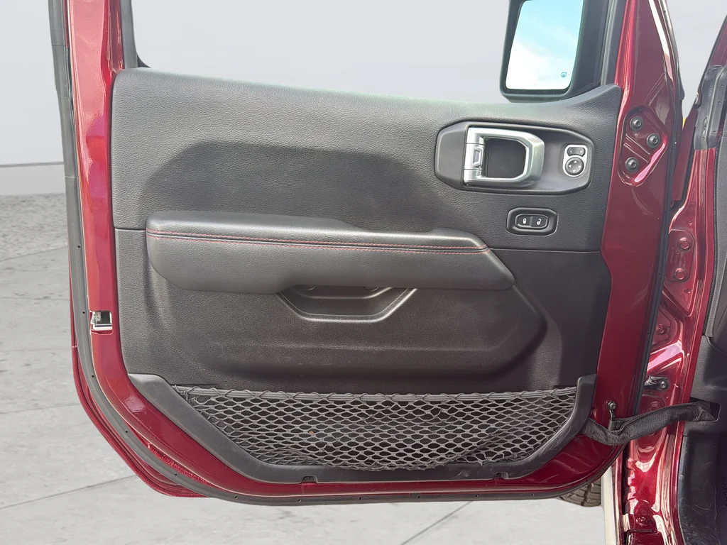 Used 2021 Red Jeep Unlimited Rubicon image 19