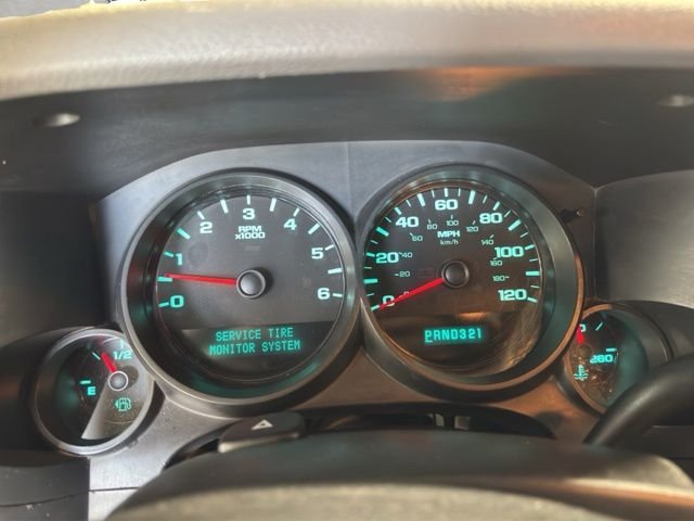 Used 2008 White Chevrolet Work Truck image 23