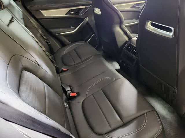 2026 Jaguar F-Pace R-Dynamic S - Photo 32