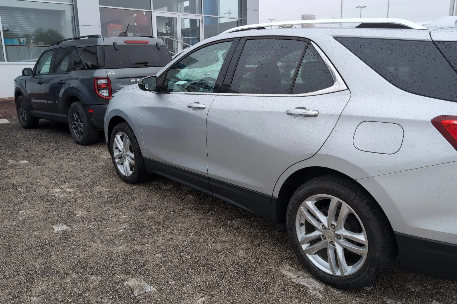 Used 2019 SILVER ICE METALLIC Chevrolet Premier image 8