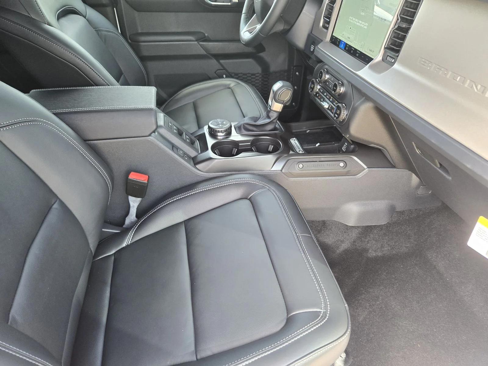 New 2026 Oxford White Ford Outer Banks® image 9