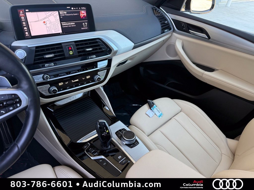 Used 2020 Silver BMW xDrive30i image 33