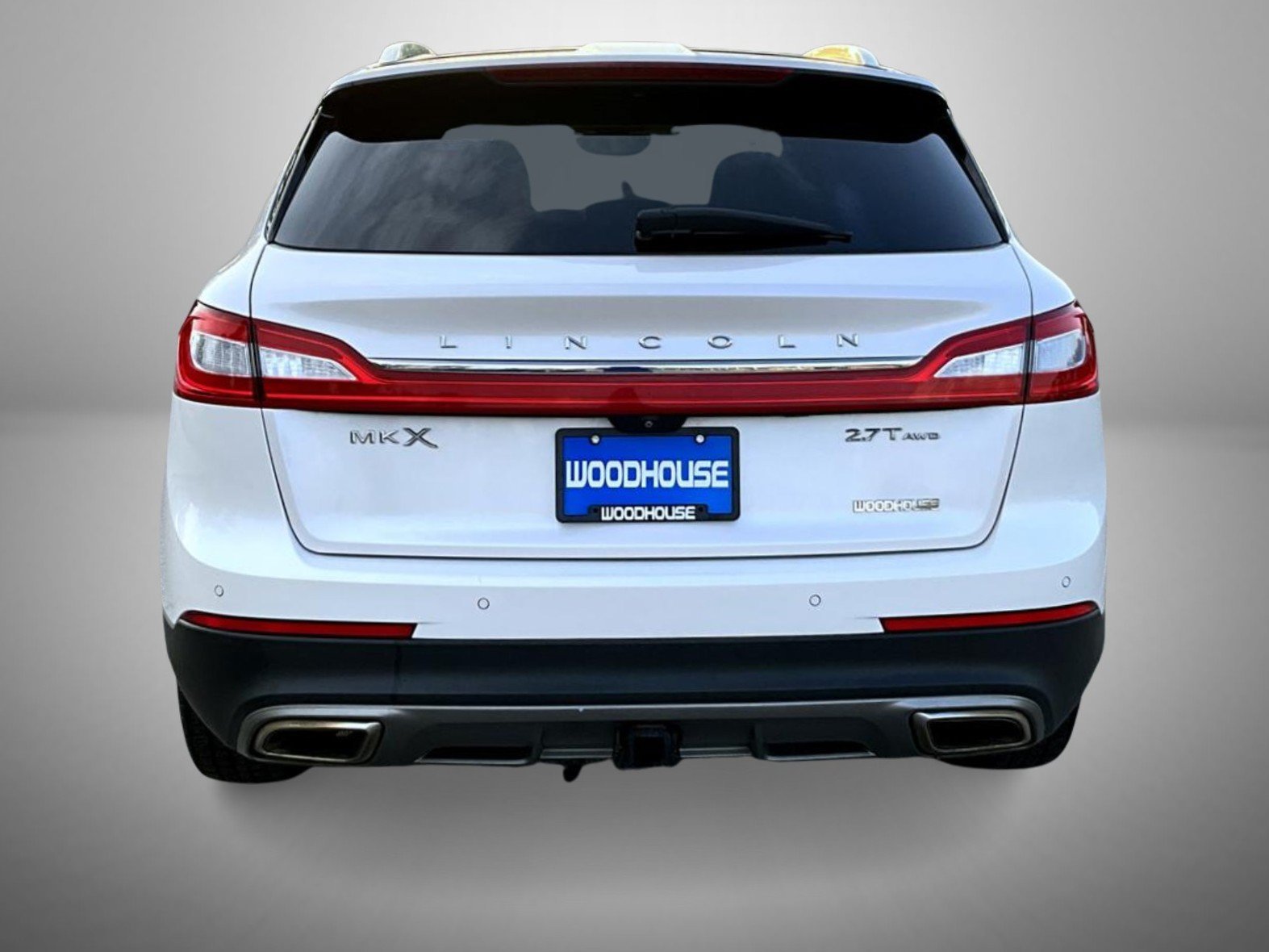 Used 2017 White Lincoln Reserve image 6