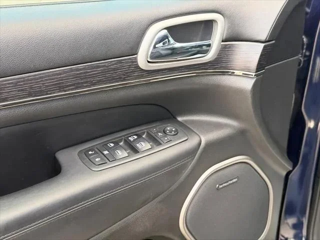 Used 2018 Blue Jeep High Altitude image 14