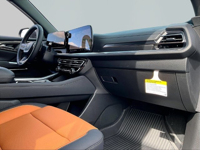 New 2027 Mosaic Black Metallic Chevrolet Z71 image 9