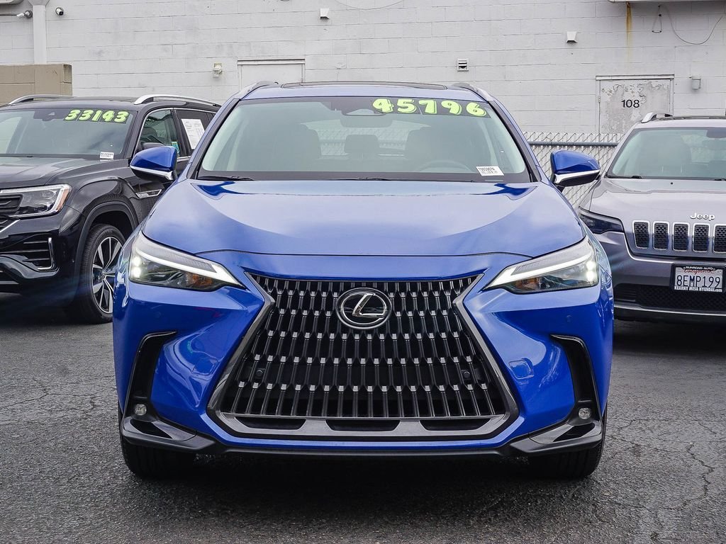 Used 2025  Lexus 350 Premium image 2
