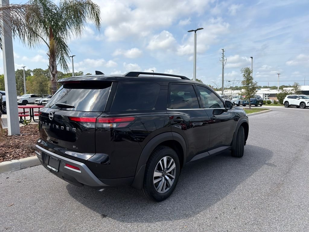 New 2026 Nissan Pathfinder SL 4D Sport Utility