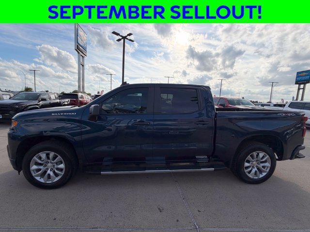 Used 2022 NORTHSKY BLUE METALLIC Chevrolet Custom image 7