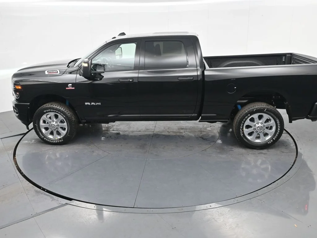 New 2026 Diamond Black Crystal Pearlcoat RAM Big Horn image 30