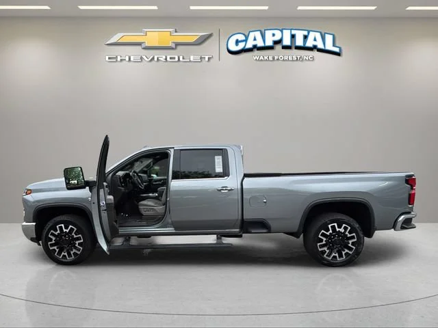 Used 2025 Sterling Gray Metallic Chevrolet LTZ image 10