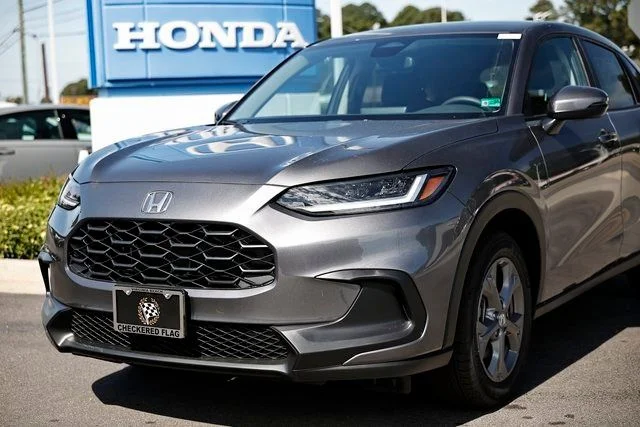 New 2027 Modern Steel Metallic Honda LX image 2