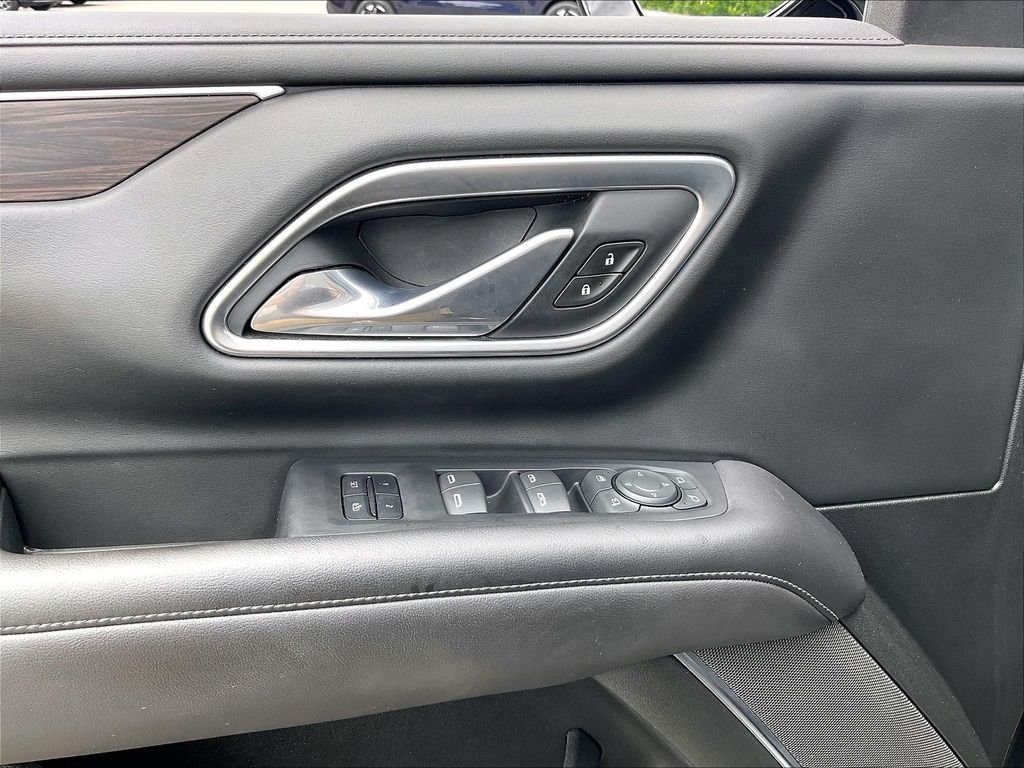 Used 2021 Black Chevrolet LT image 40