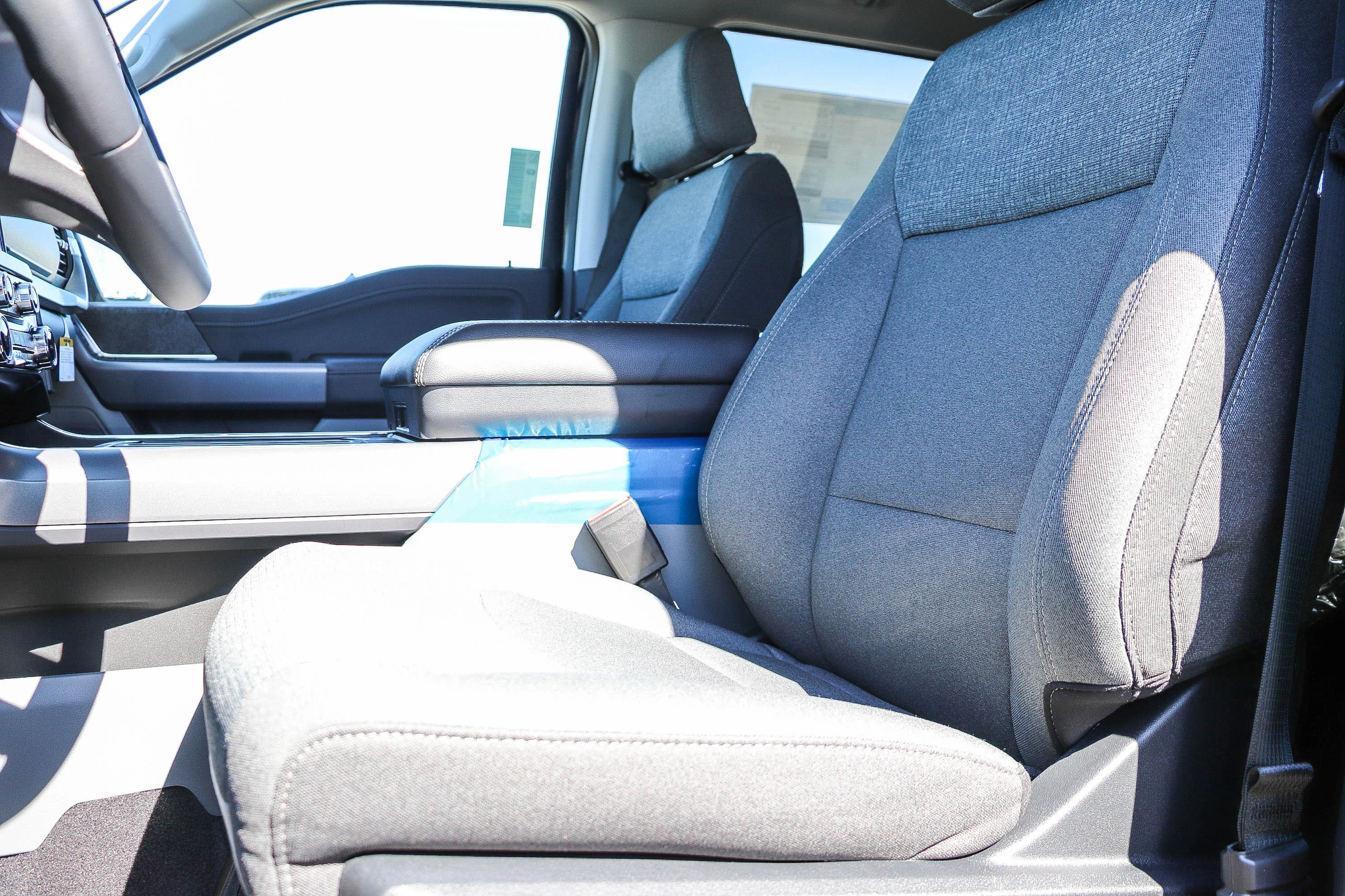 New 2026 Oxford White Ford XLT image 25