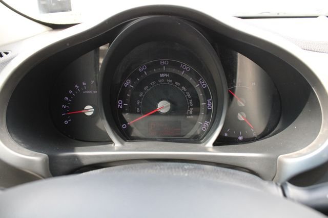 Used 2014 Silver Kia LX image 8