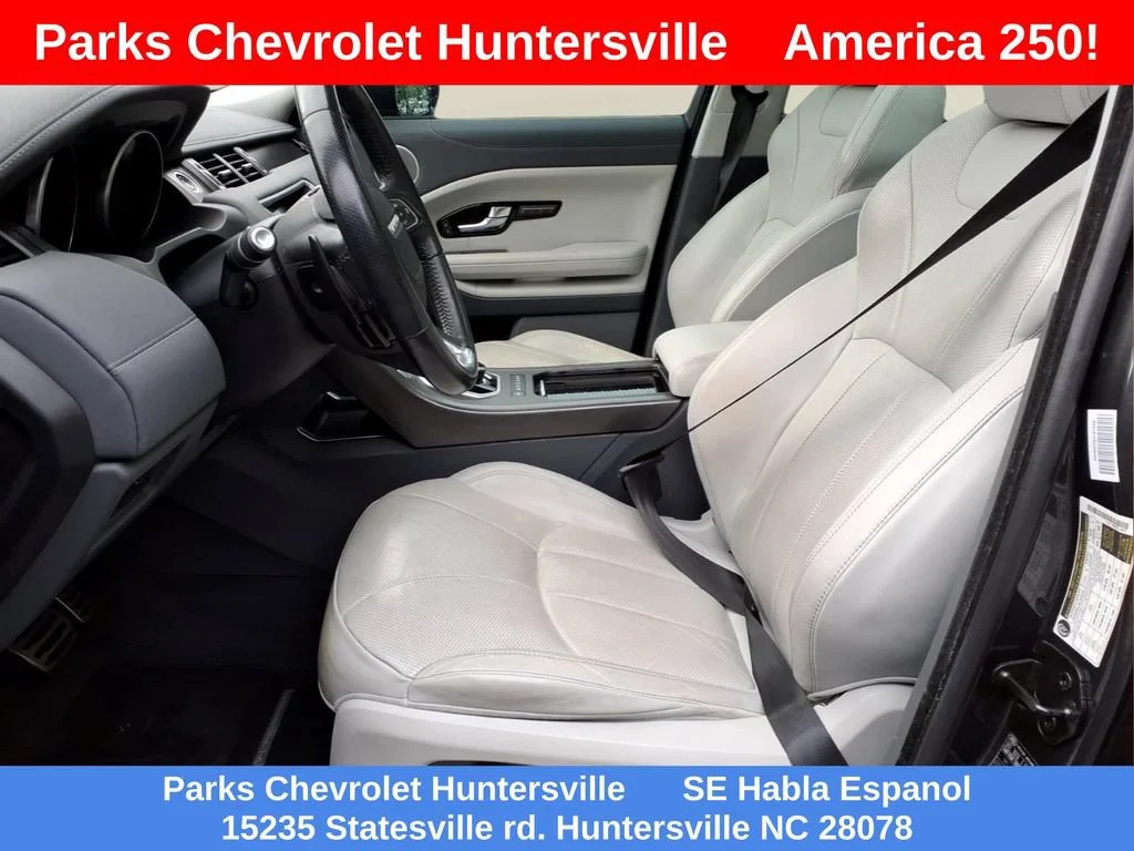 Used 2018 Gray Land Rover HSE Dynamic image 15