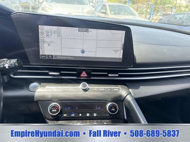 Used 2024 White Hyundai SEL image 20