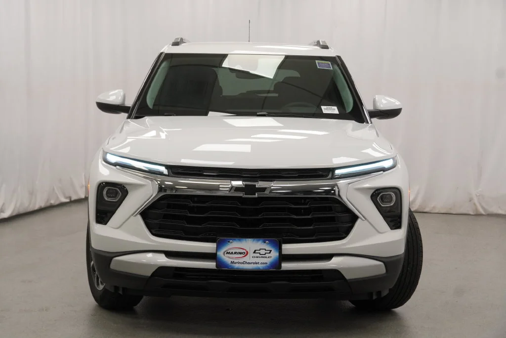 New 2026 Summit White Chevrolet LT image 11
