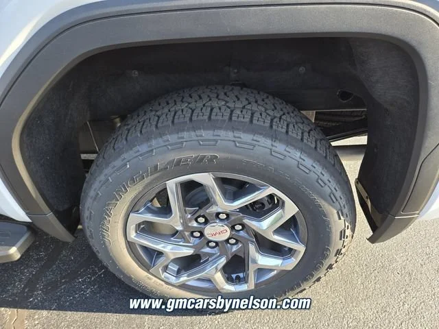 New 2026 Summit White GMC SLT image 9