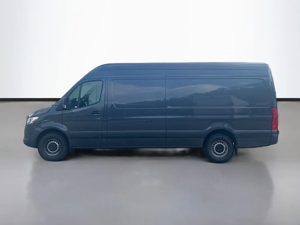 Used 2024 Tenorite Gray Metallic Mercedes-Benz Cargo 170 WB image 6