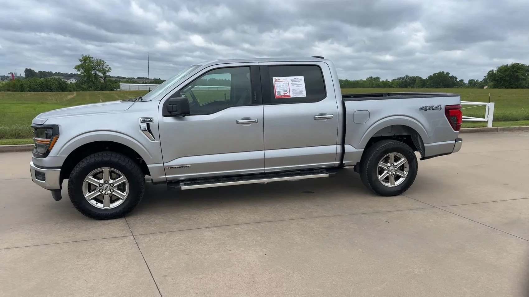 2024 Ford F-150 XLT - Photo 4