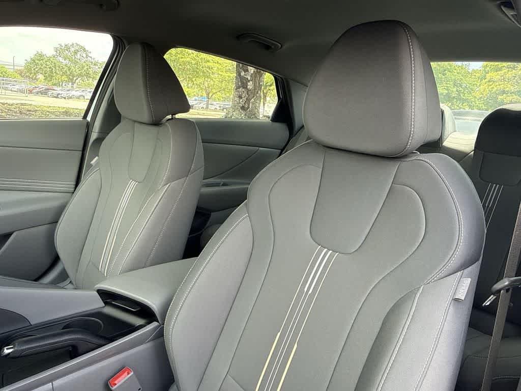 New 2026 Serenity White Hyundai SEL Sport image 14