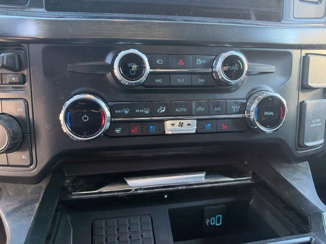Used 2025 Blue Metallic Ford Lariat image 12