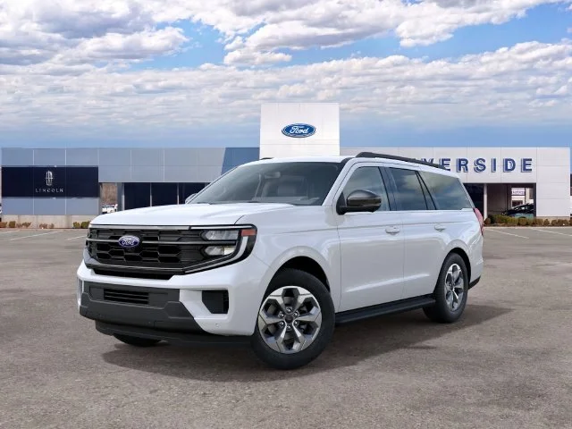 New 2027 Star White Metallic Tri-Coat Ford Active image 2