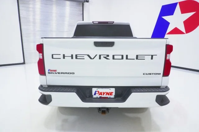 Used 2022 WHITE Chevrolet Custom image 7