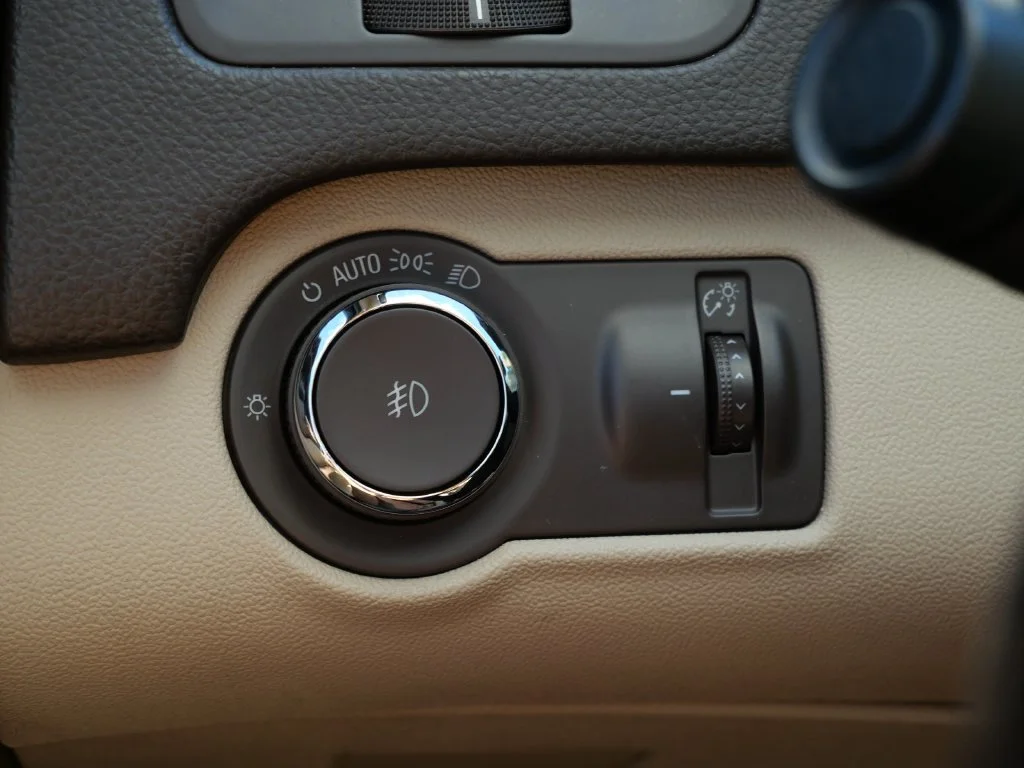 Used 2016 Silver Buick Premium II image 23