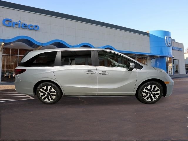 2026 Honda Odyssey EX-L - Photo 7