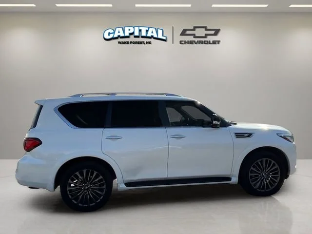 Used 2023 White INFINITI PREMIUM SELECT AWD image 6