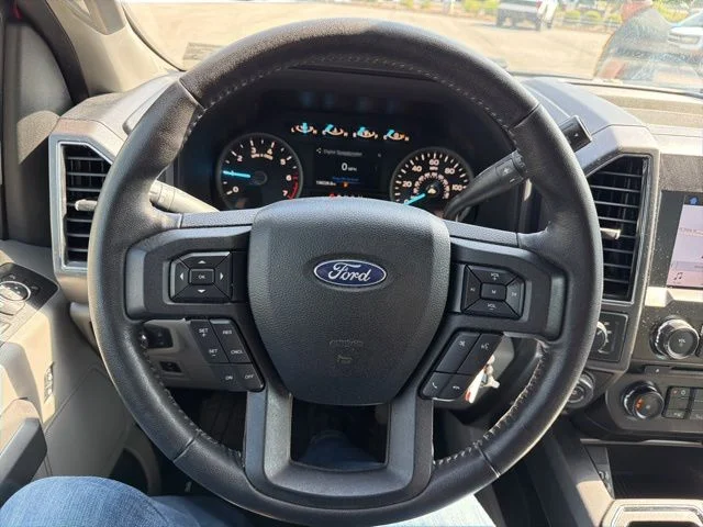 Used 2018 Red Ford XLT image 17