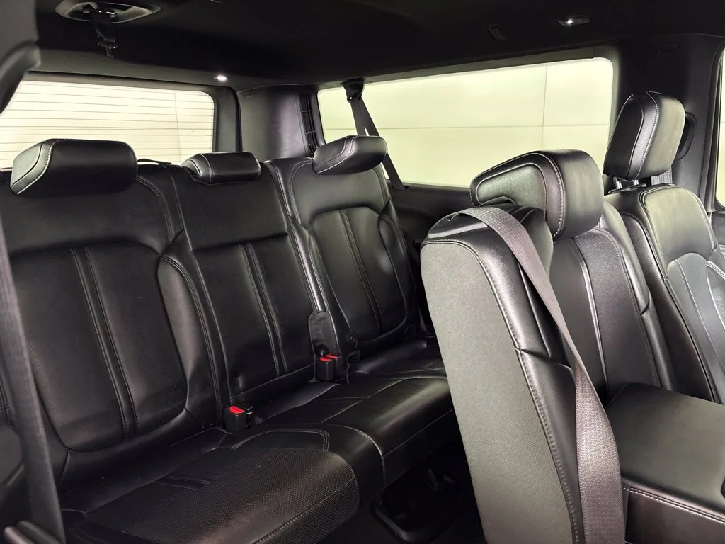 Used 2024 White Jeep Series II image 23