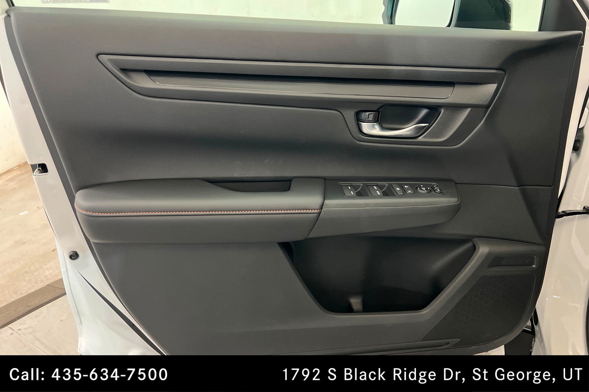 Used 2024 Summit White Buick Sport Touring image 136