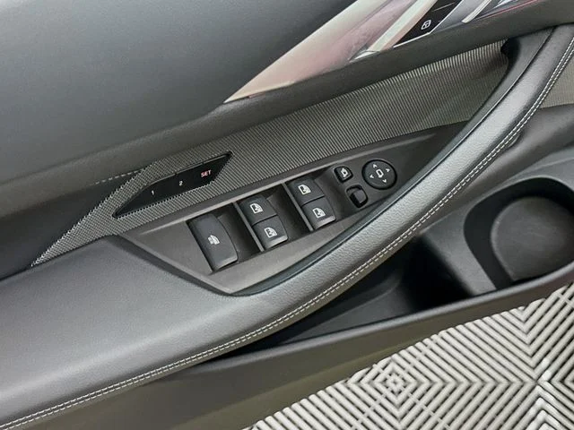 Used 2025 Red BMW M440i image 18