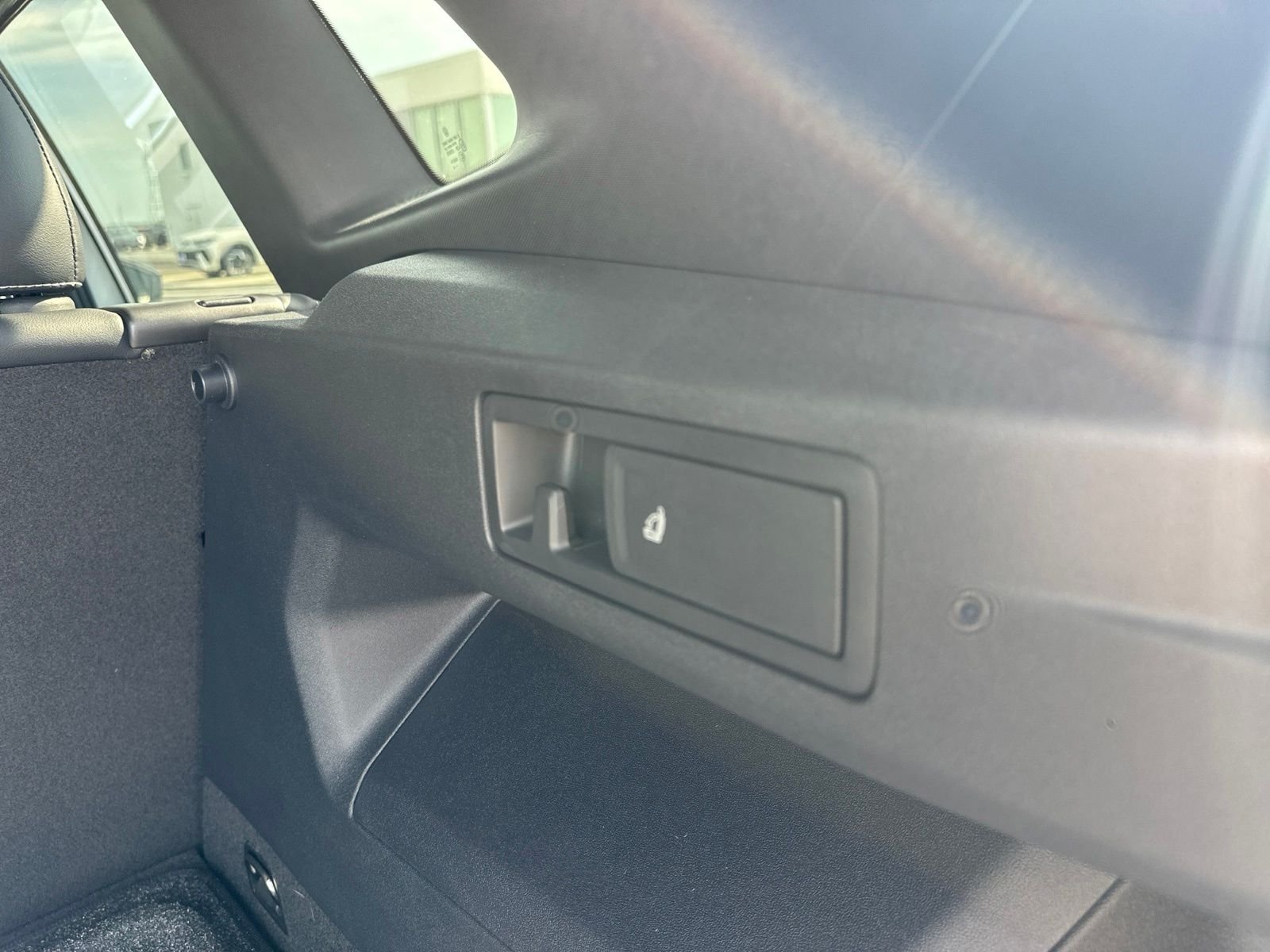New 2026 White/off-white Volkswagen 2.0T SE R-Line Black image 28