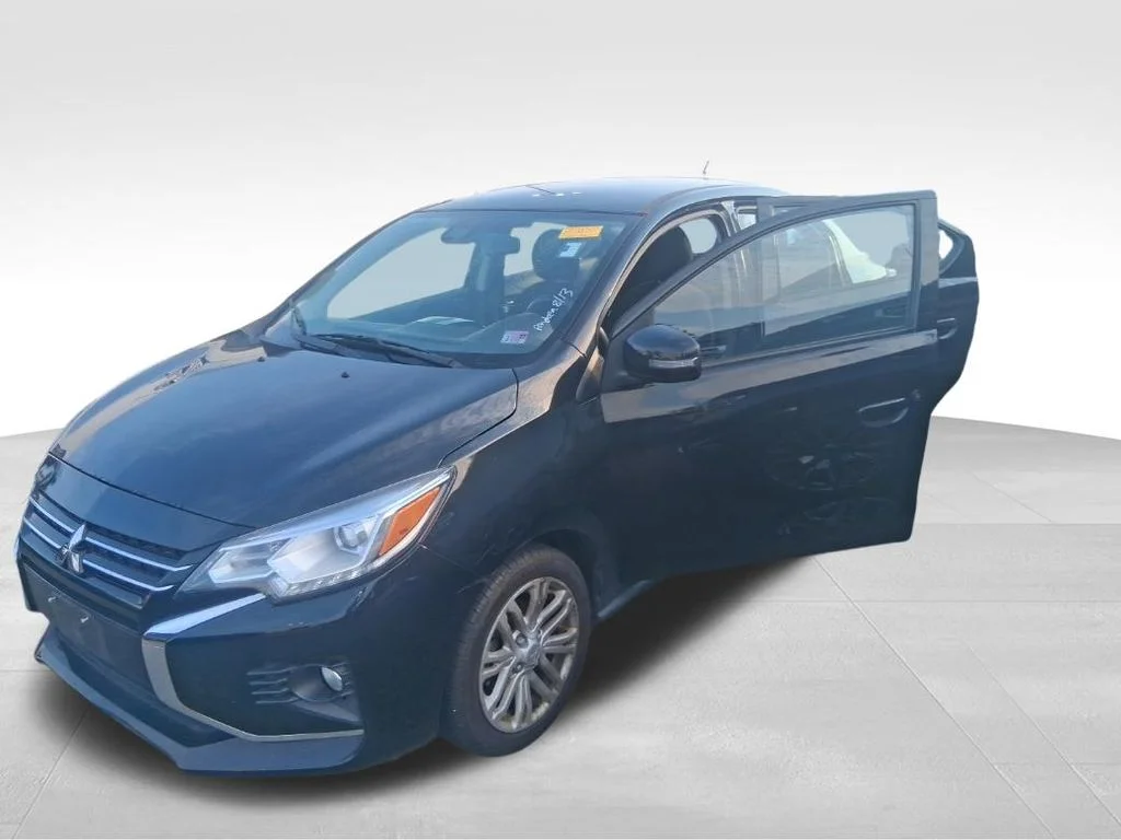 Used 2022 Black Mitsubishi SE image 14