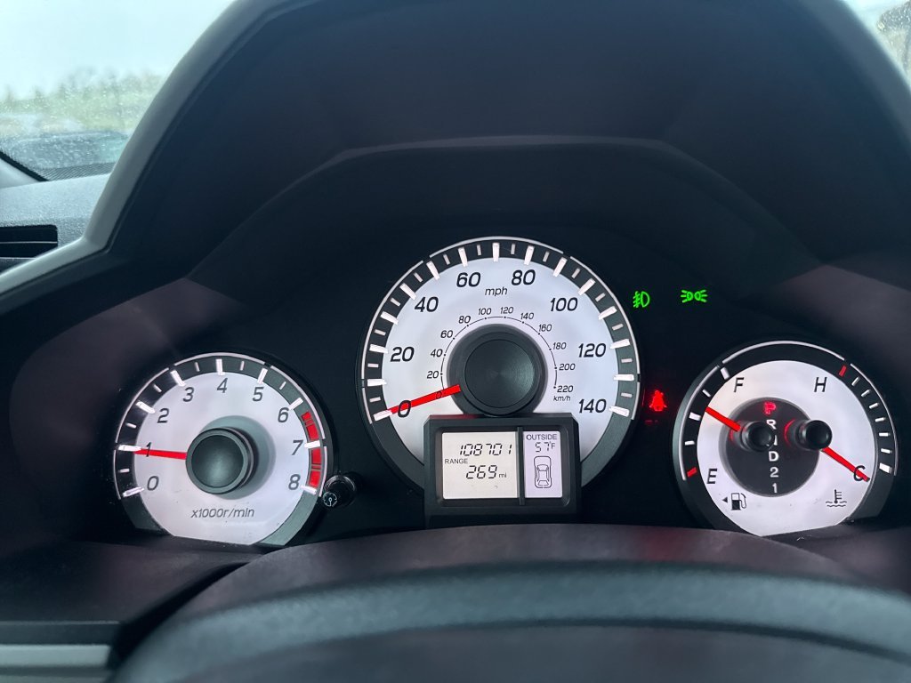 Used 2013 Gray Honda EX-L image 15