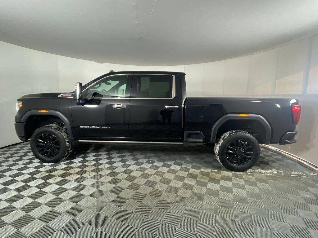 Used 2022 Ebony Twilight Metallic GMC Denali image 15