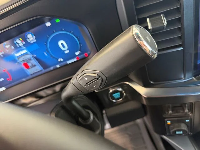 Certified Used 2025  Ford Lariat image 18