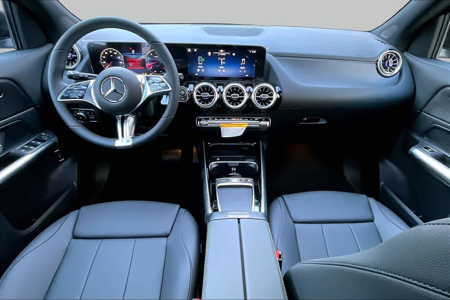 Used 2026 Night Black Mercedes-Benz GLA 250 image 14